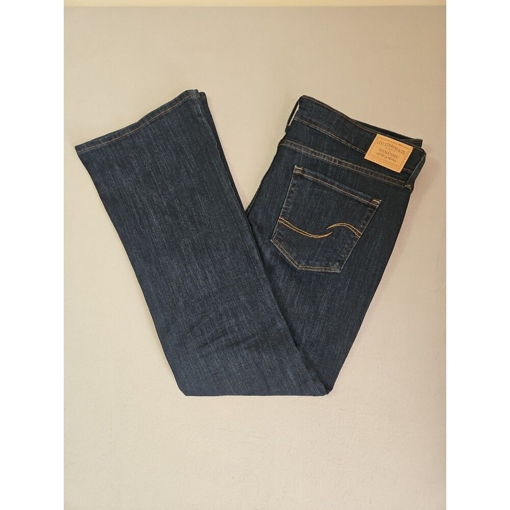 Levi's Signature Women's Jeans, Size 14L, Blue, Mid-Rise, Bootcut, Stretch Denim